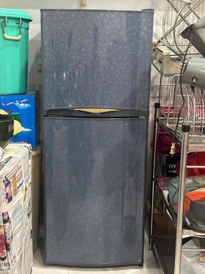 Bán tủ lạnh sharp chính hãng 175L. Mua bán Tủ lạnh tại Quận Tân Phú Tp Hồ Chí Minh được đăng bởi nguyên phước