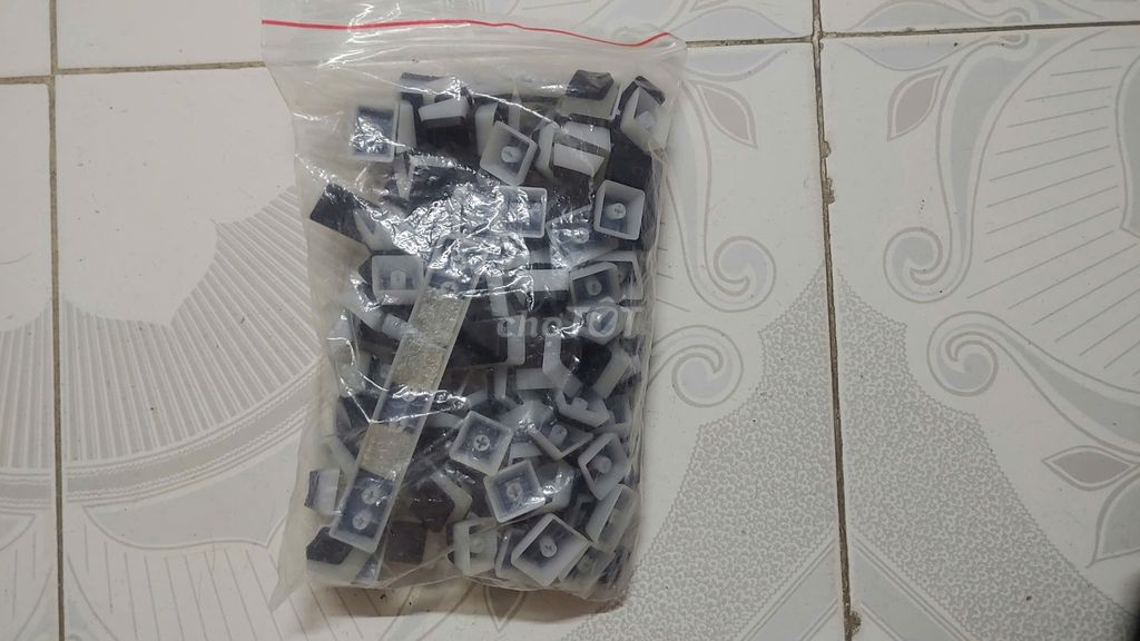 Bộ keycap pudding đen xuyên led 136 nút như hình