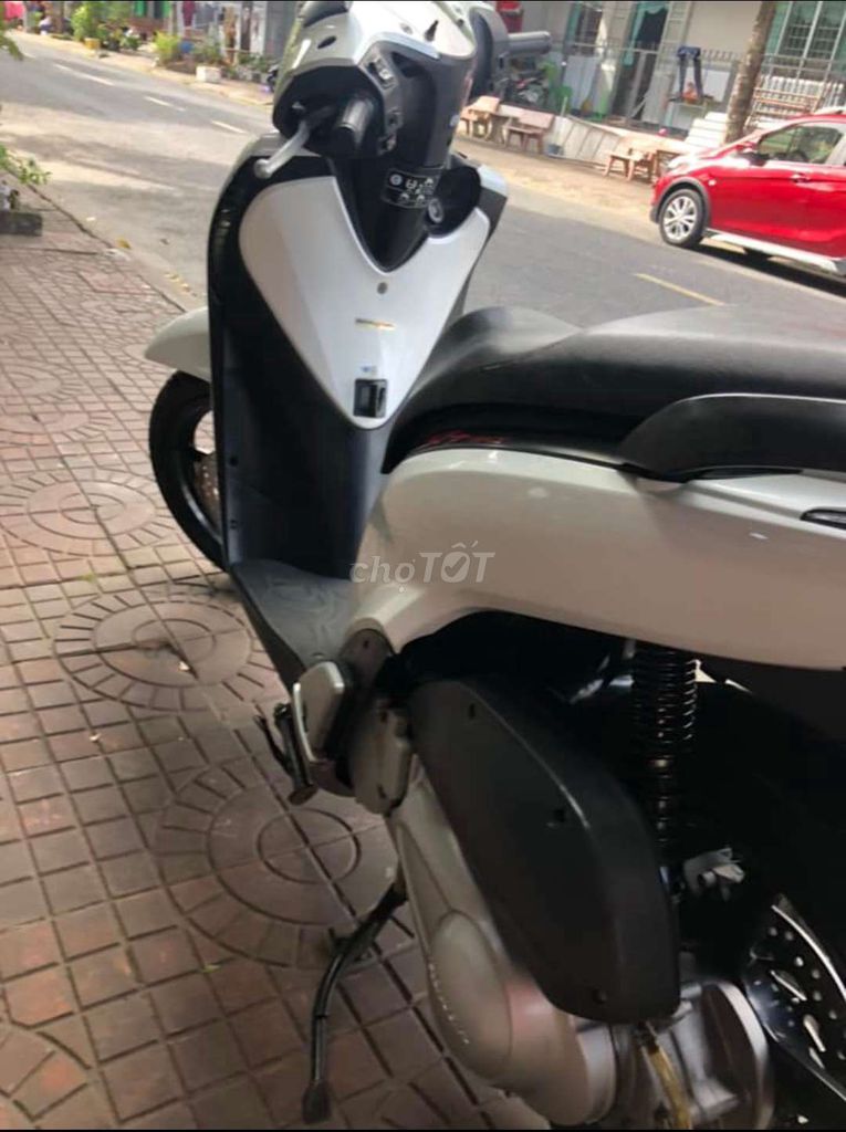 Bán xe Sh zin chỉ đậu nhà. Mua bán Xe máy tại Thành phố Cà Mau Cà Mau được đăng bởi Mr.nhanh hình 3