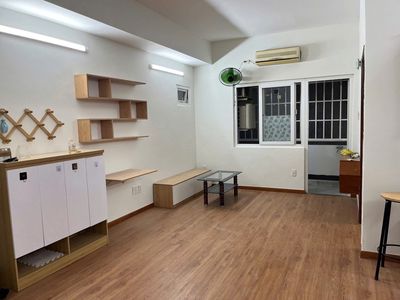 Cần bán căn hộ Vạn Đô 348 Bến Vân Đồn 1PN,2PN