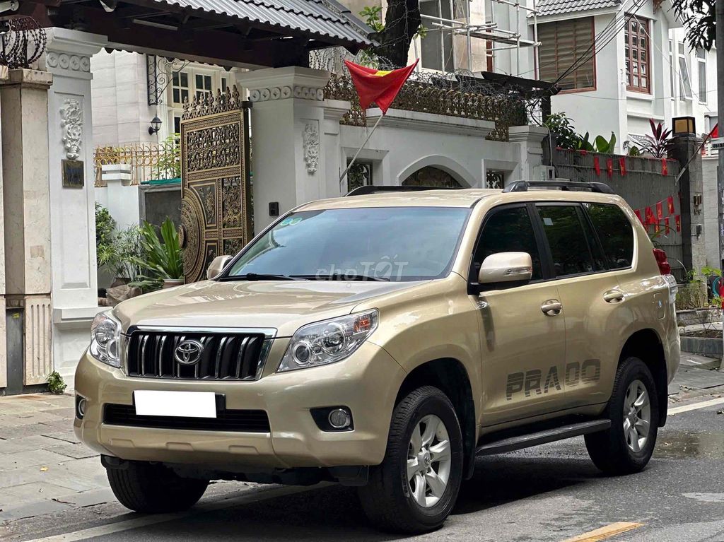 Toyota Prado TXL 2013 màu vàng cát 1 chủ siêu đẹp. Mua bán Ô tô tại Quận Cầu Giấy Hà Nội được đăng bởi Cao Quý hình 1