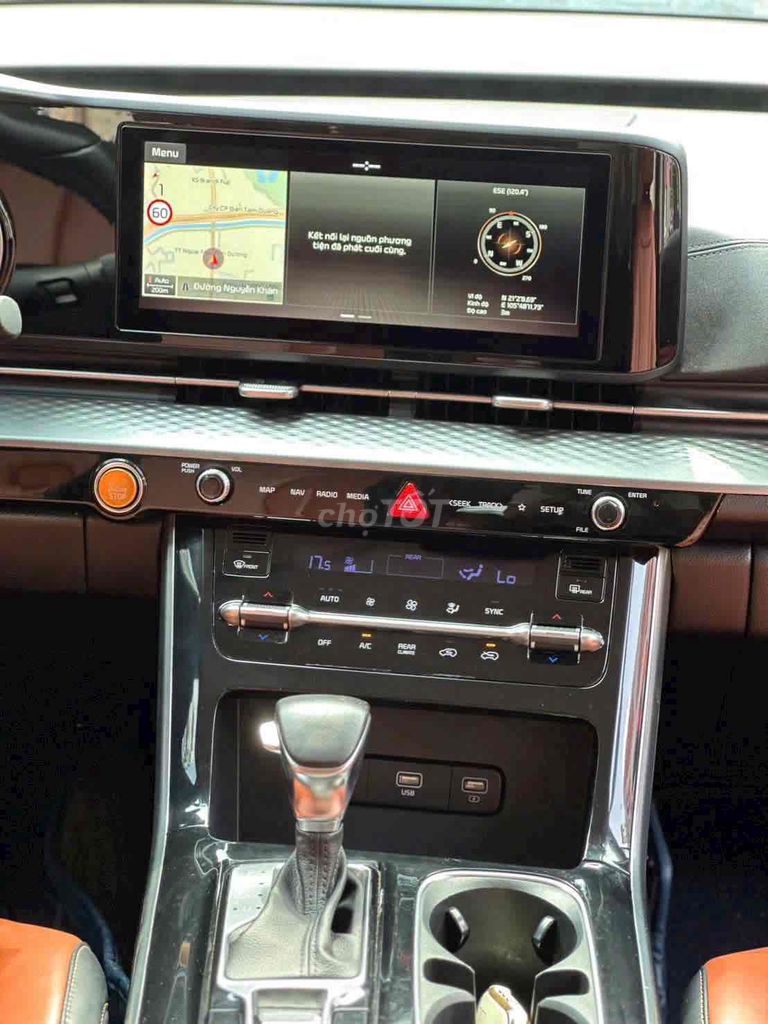 Kia Carnival 2.2D Luxury sx 2022 màu xanh. Mua bán Ô tô tại Quận Cầu Giấy Hà Nội được đăng bởi Cao Quý hình 11