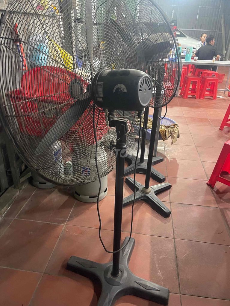Quạt công nghiệp Đen Mới. Mua bán Quạt tại Thành phố Thuận An Bình Dương được đăng bởi quoc cuong hình 1