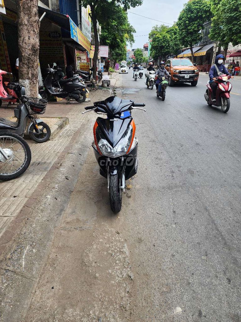 Máy zin chất chính chủ cần bán. Mua bán Xe máy tại Quận Kiến An Hải Phòng được đăng bởi Hà Minh Tuấn hình 1