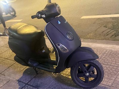 xe piggio Vespa LX Y xang phun fi doi 2012. Mua bán Xe máy tại Quận Phú Nhuận Tp Hồ Chí Minh được đăng bởi Huỳnh Thân 