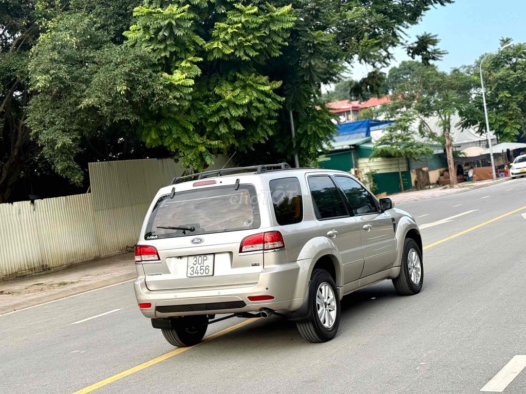 Ford Escape 2009 XLS 2.3 AT 4X2 - 105000 km. Mua bán Ô tô tại Quận Long Biên Hà Nội được đăng bởi Thế Anh hình 6