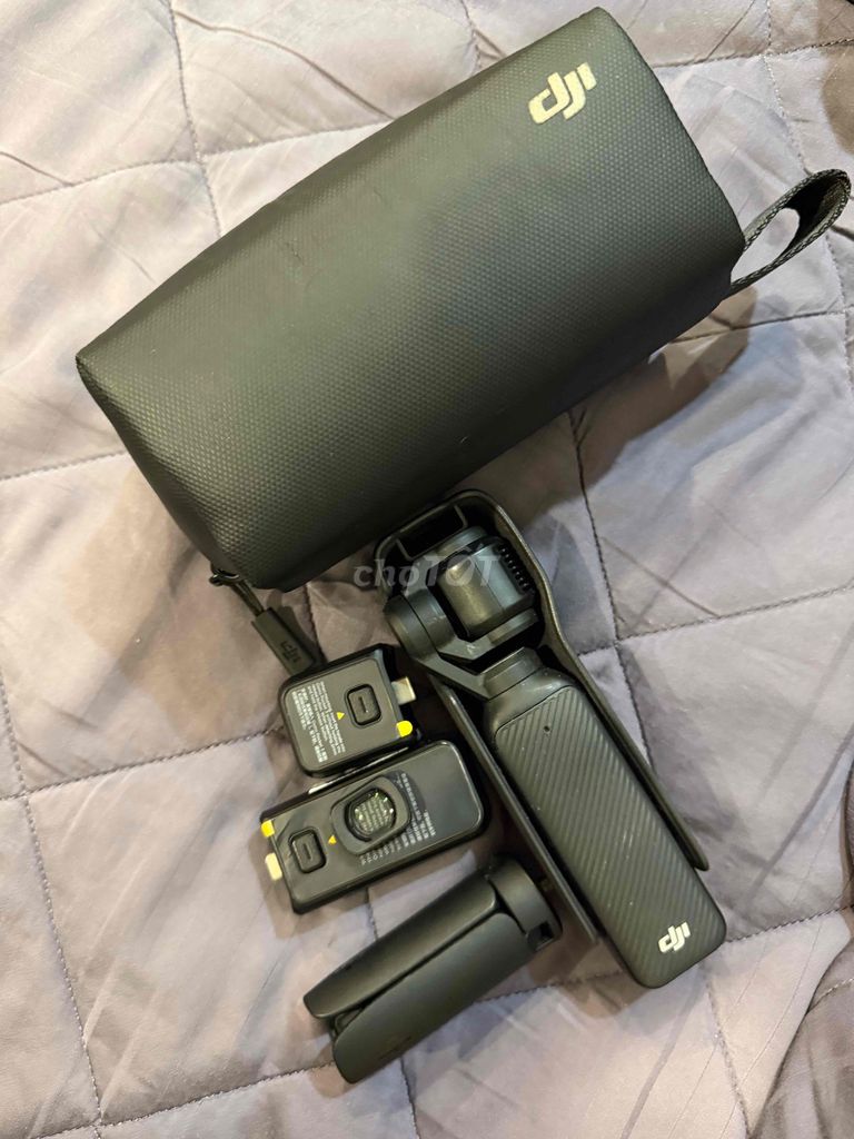 Máy quay phim DJI Pocket 3 Đen. Mua bán Máy ảnh, Máy quay tại Quận Tân Phú Tp Hồ Chí Minh được đăng bởi Lộc hình 1