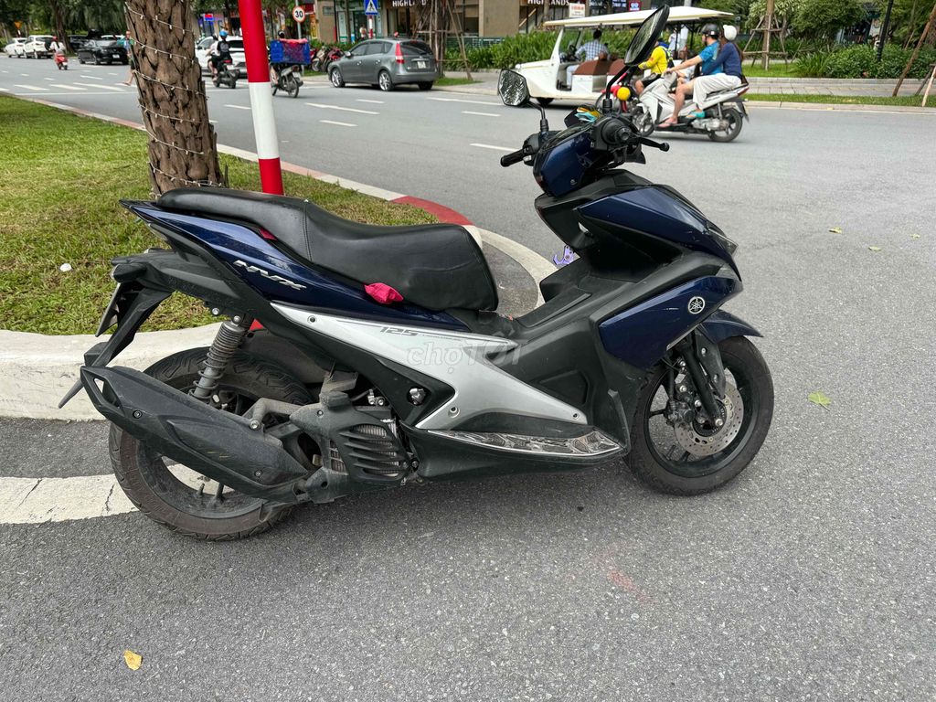 Mình bán Nvx 125 2018 v1 nguyên zin. Mua bán Xe máy tại Quận Nam Từ Liêm Hà Nội được đăng bởi Hiếu hình 3