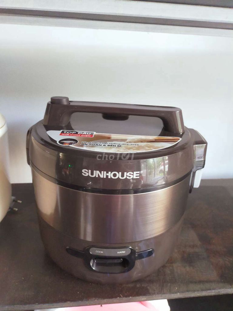 Nồi cơm điện SUNHOUSE, dung tích 1,8litchống dính. Mua bán Bếp, lò, đồ điện nhà bếp tại Quận Cẩm Lệ Đà Nẵng được đăng bởi Bùi Văn Thái  hình 1