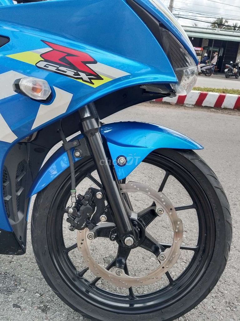 Suzuki gsxr huyền thoại. Mua bán Xe máy tại Huyện Châu Thành Bến Tre được đăng bởi Minh hình 4