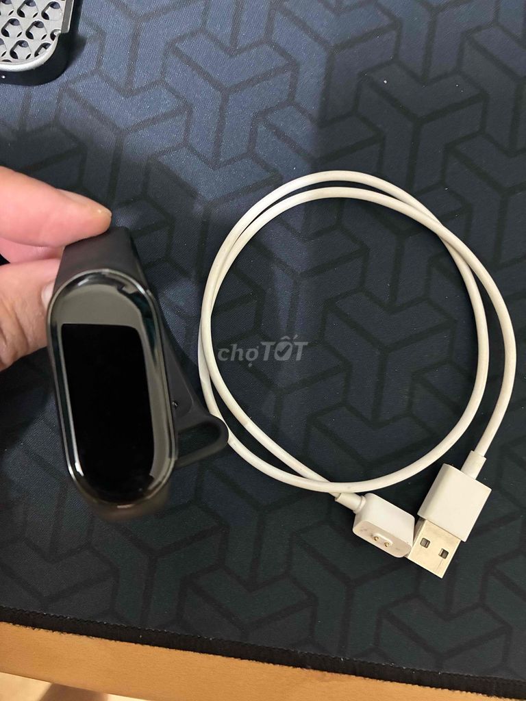 Xiaomi Miband 9 Đen Hỏng pin. Mua bán Thiết bị đeo thông minh tại Quận Thanh Xuân Hà Nội được đăng bởi trung nguyen hình 1