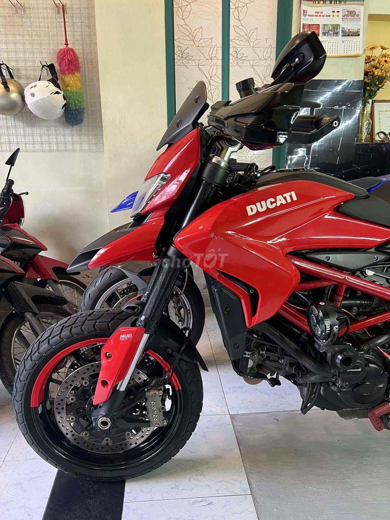 Ducati Hypermotard 821 Đỏ. Mua bán Xe máy tại Quận Bình Tân Tp Hồ Chí Minh được đăng bởi Minh Chánh hình 1