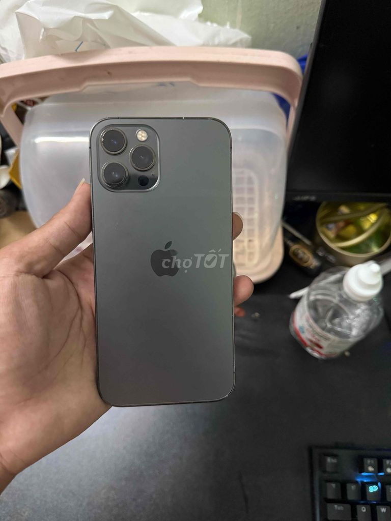 12prm mất face, ios 15, cân bán. Mua bán Điện thoại tại Quận Ba Đình Hà Nội được đăng bởi minh tú hình 1