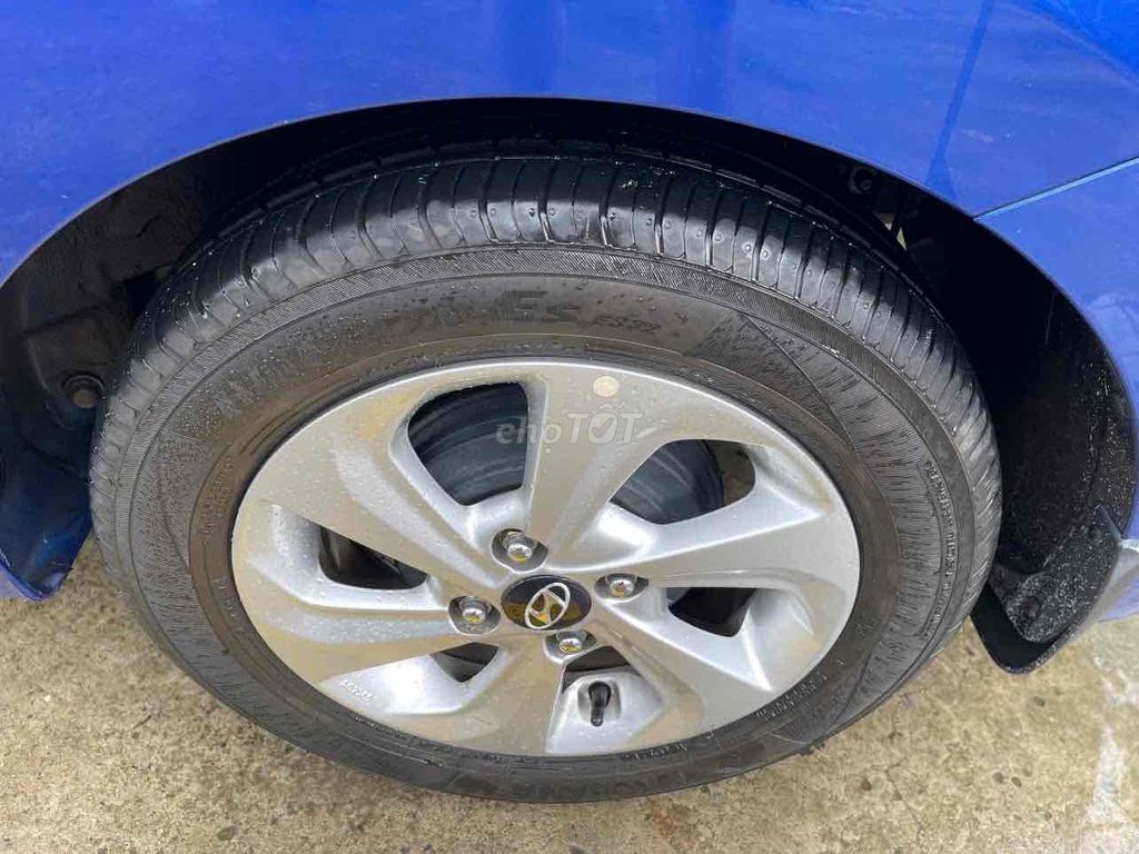 Hyundai I10 2017 STD 34000 km. Mua bán Ô tô tại Thành phố Thủ Đức Tp Hồ Chí Minh được đăng bởi Long hình 16