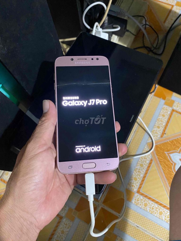 Samsung Galaxy J7 Pro Hồng Bể kính. Mua bán Điện thoại tại Quận 7 Tp Hồ Chí Minh được đăng bởi Nguyễn Nam Tiến hình 1