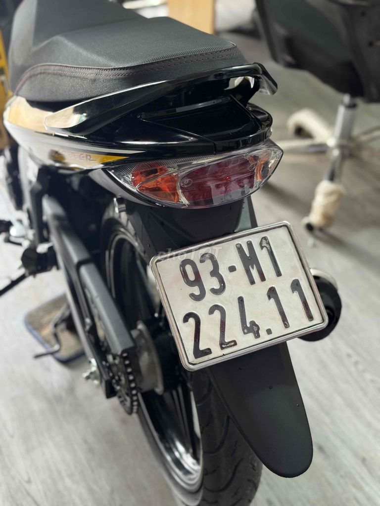 Ex 135 9c kí giấy up 2010 sơn xi full new máy zin. Mua bán Xe máy tại Thành phố Thuận An Bình Dương được đăng bởi Đặng Nhất Huy hình 7