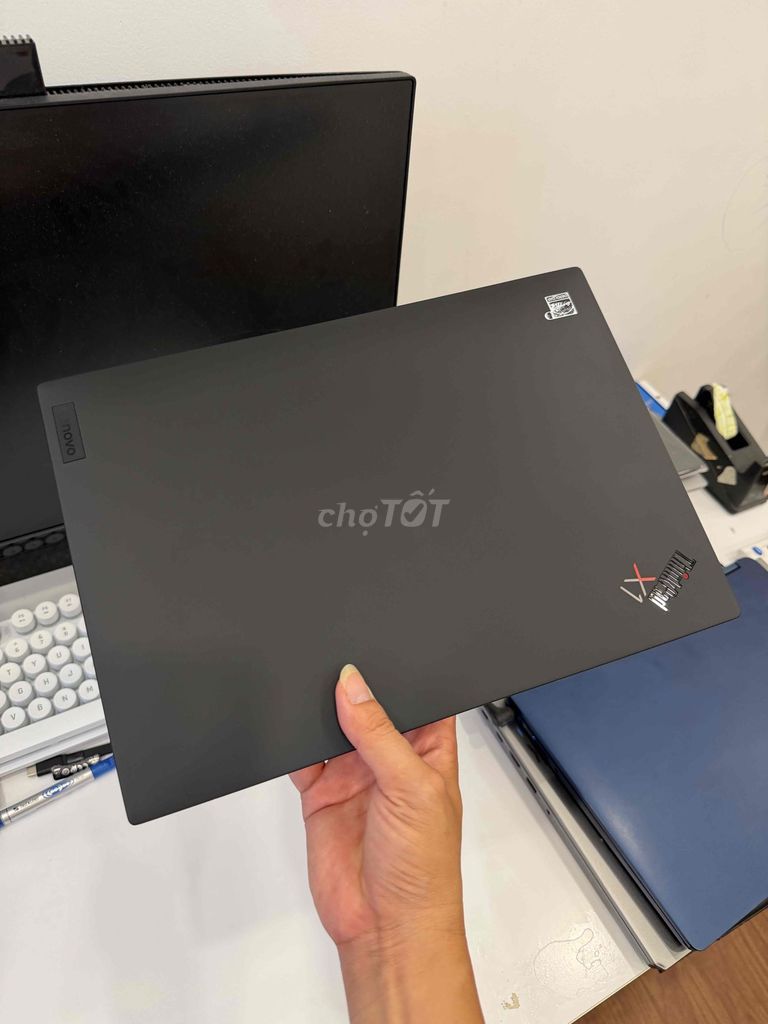 Thinkpad X1 Carbon Gen 10 I7 16G 512G FHD+ đẹp 99%. Mua bán Laptop tại Quận Tân Bình Tp Hồ Chí Minh được đăng bởi ĐẶNG HOÀNG PHÚC hình 1