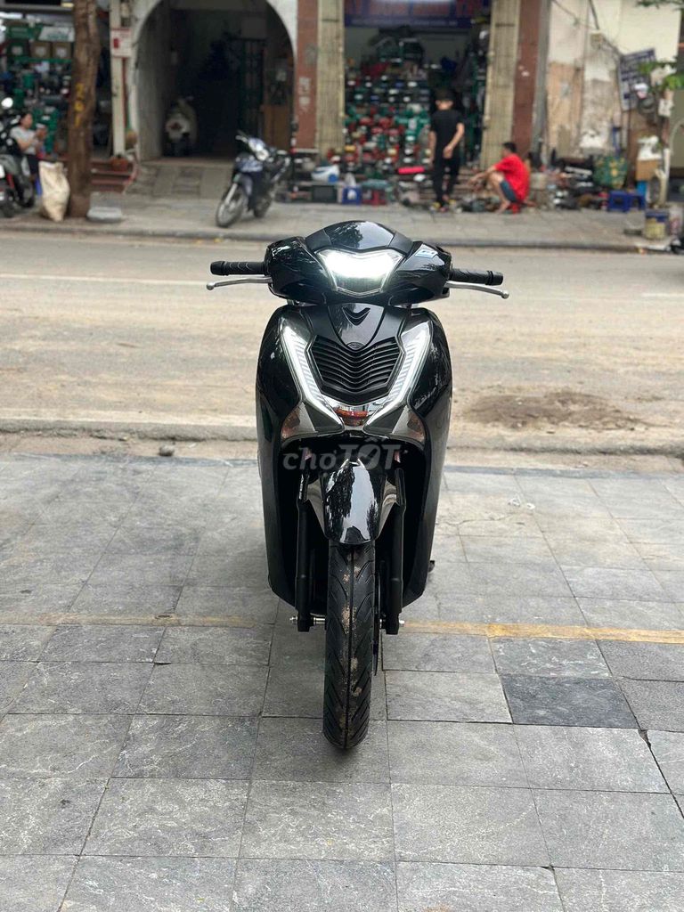 XE MÁY 68 - Honda SH 150 Abs 2018 Đen Sport