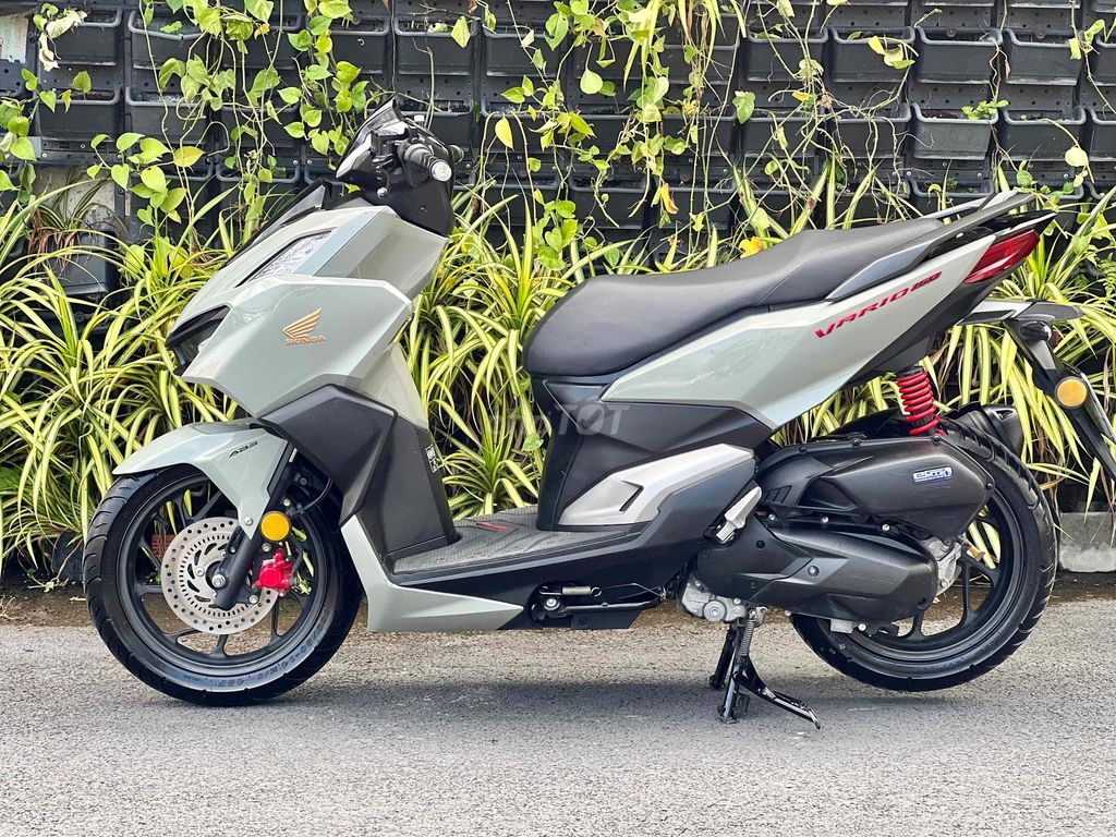 Vario 160 abs xám xi măng 2023 tuyệt đẹp