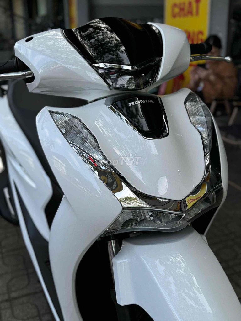 Honda SH Nam 125cc 2021 Trắng đen Sporty. Mua bán Xe máy tại Thành phố Buôn Ma Thuột Đắk Lắk được đăng bởi Ngô quốc Việt  hình 8