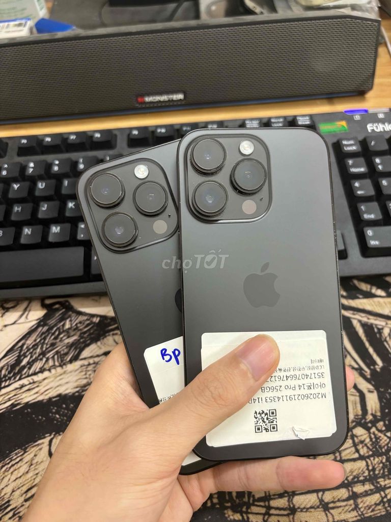 14 Pro 256GB Đen zin Full cn. Mua bán Điện thoại tại Quận Cầu Giấy Hà Nội được đăng bởi Dương Văn Sơn hình 1