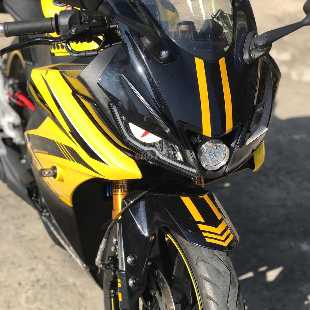 R15 máy zin ít đồ chơi. Mua bán Xe máy tại Huyện Tân Thạnh Long An được đăng bởi Nam mún bán R15V3 hình 1