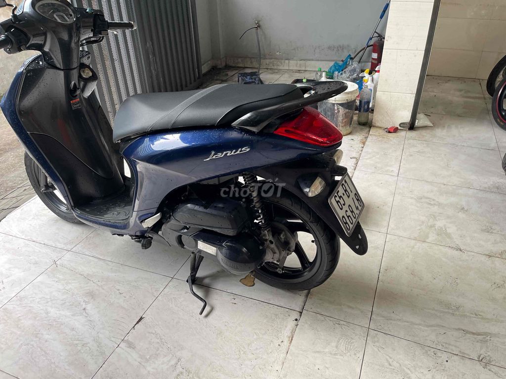 Janus khoá ga xe zin chuẩn bs 65. Mua bán Xe máy tại Quận Ninh Kiều Cần Thơ được đăng bởi Cửa Hàng xe máy Hoàng Hải hình 5