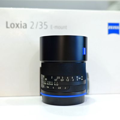 Ống kính Zeiss Loxia 35mm F2 for Sony 99%