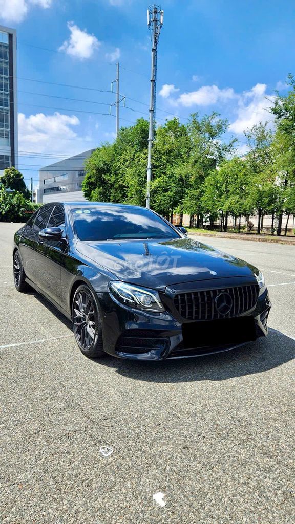Bán siêu phẩm E300 AMG lên đồ chơi cực đẹp. Mua bán Ô tô tại Quận 7 Tp Hồ Chí Minh được đăng bởi tuấn anh hình 3