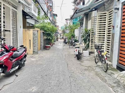 Nhà phố 50 m² · 4 PN · Đường Âu Dương Lân