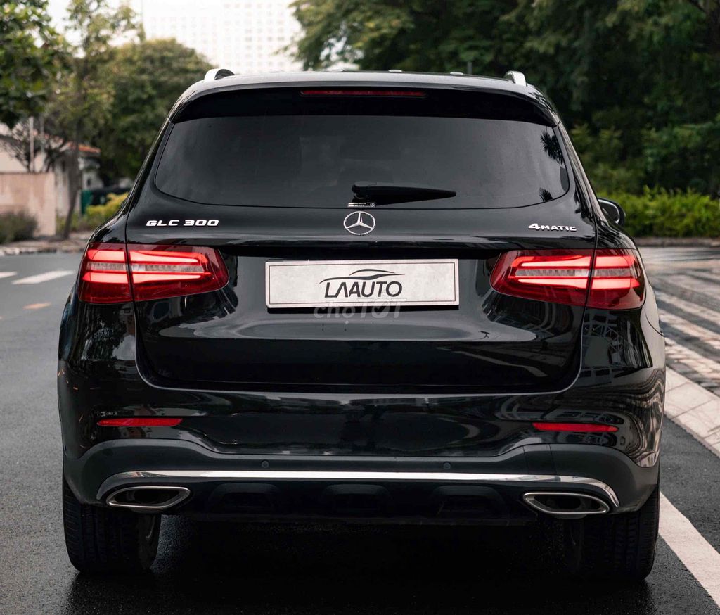 LONG ANH AUTO về Mercedes GLC300 4Matic 2019. Mua bán Ô tô tại Quận 7 Tp Hồ Chí Minh được đăng bởi LongAnh AuTo  hình 18