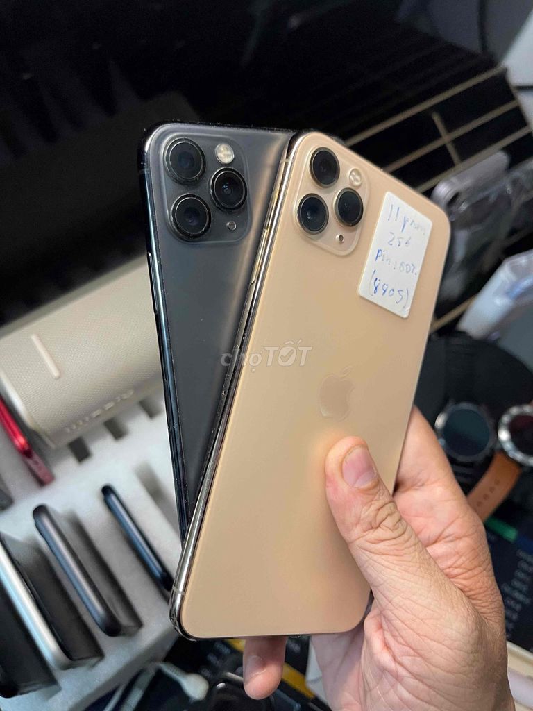 iPhone 11 Pro Max 256GB Vàng, Bản Quốc Tế. Mua bán Điện thoại tại Quận Tân Bình Tp Hồ Chí Minh được đăng bởi MrA Store hình 1