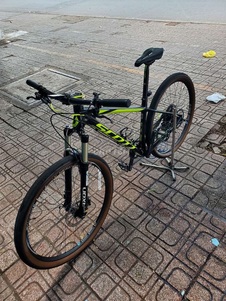 Xe MTB SCOTT CACBON. Mua bán Xe đạp tại Quận 11 Tp Hồ Chí Minh được đăng bởi Châu mộc hải hình 11