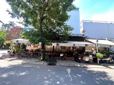 TUYỂN NHÂN VIÊN QUÁN CÀ PHÊ