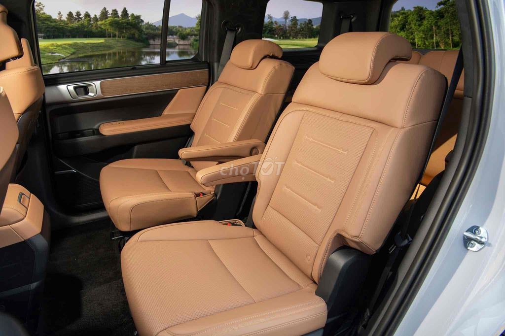 Santa Fe 2025- Km 99% Thuế TB. Mua bán Ô tô tại Thành phố Bảo Lộc Lâm Đồng được đăng bởi Đạt Hyundai Bến Tre hình 6