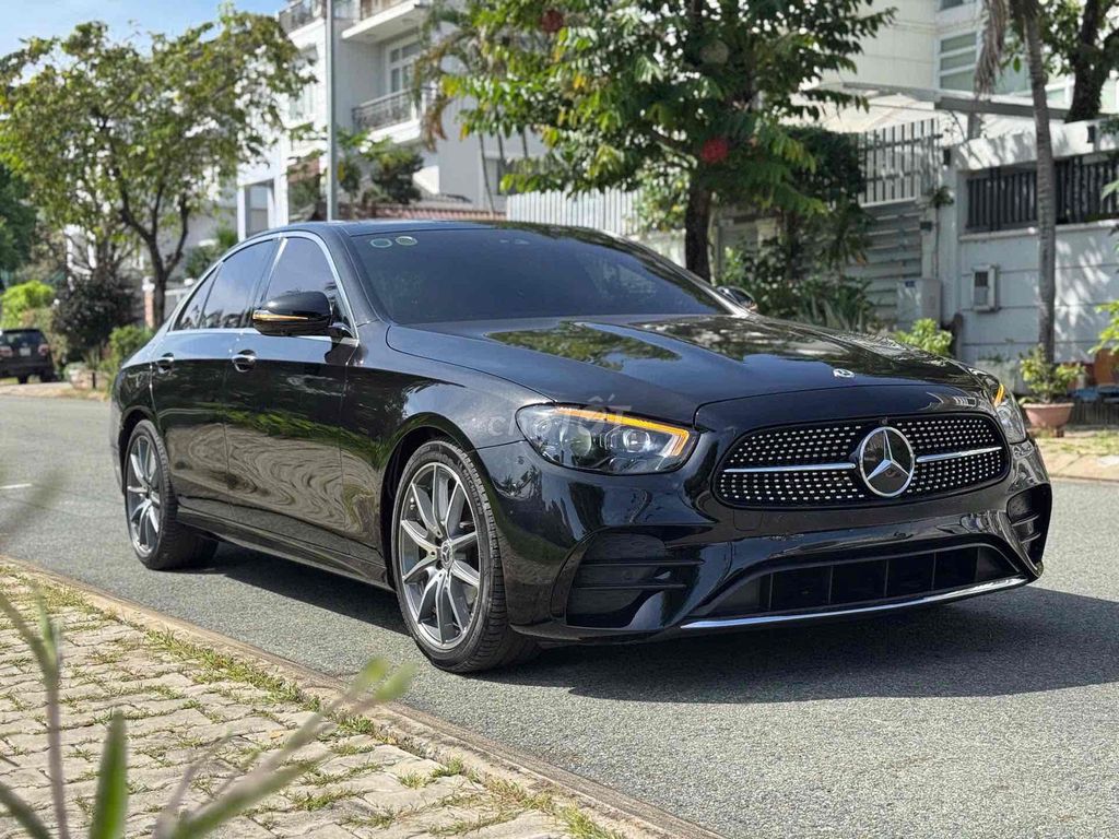 Mercedes-Benz E300 AMG 2022 Đen 16666 km. Mua bán Ô tô tại Quận 7 Tp Hồ Chí Minh được đăng bởi PHÁT ĐẠT LUXURY CAR hình 2