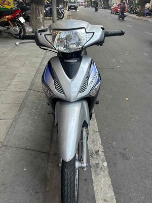 neo kim 2006 zin võ đầu cong. Mua bán Xe máy tại Quận Ninh Kiều Cần Thơ được đăng bởi Nguyễn Trọng Nhân