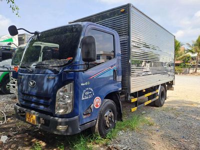 Xe tải IZ65 thùng Kín đời 2019 ngợp Ngân Hàng