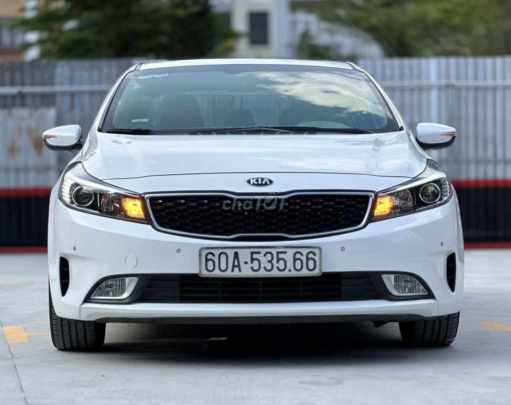 Kia Cerato 2018 1.6 AT - 48000 km