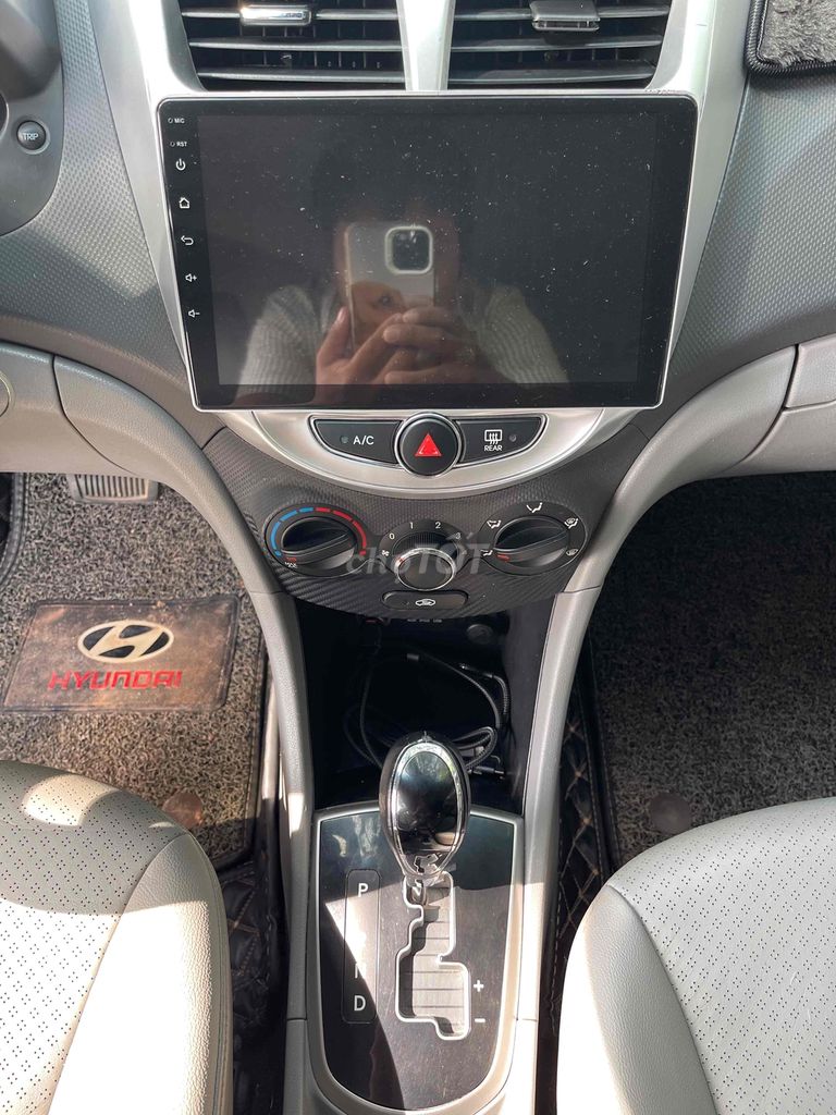 Hyundai Accent 2011 1.4 AT - 100000 km. Mua bán Ô tô tại Huyện Hòa Thành Tây Ninh được đăng bởi TrầnNhậtMinh hình 11