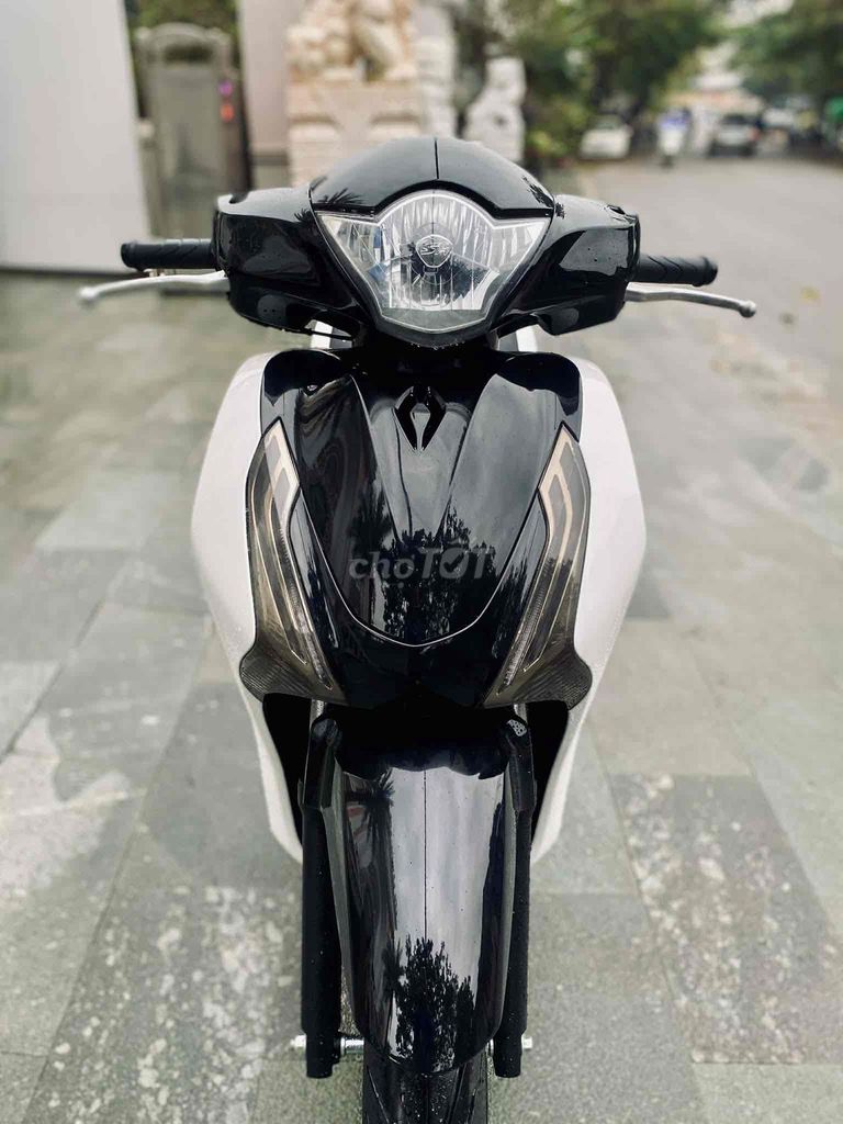 SH 125 máy rin ngon, dọn siêu đẹp. Mua bán Xe máy tại Thành phố Huế Thừa Thiên Huế được đăng bởi Trần Quý hình 6