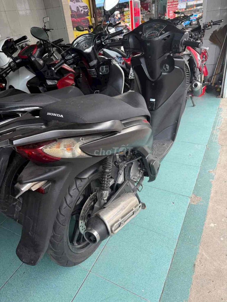 Honda SH Ý 150 Черный