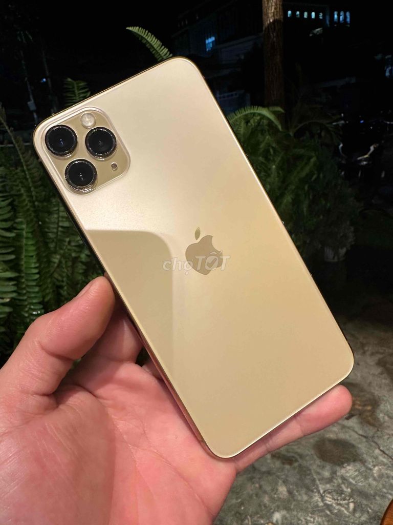 thanh lý iphone 11pro max 256GB gold