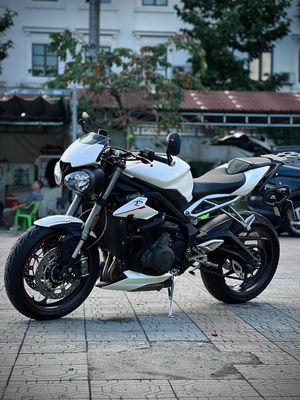 Street Triple 765RS 2018 bản full option giá tốt. Mua bán Xe máy tại Quận Gò Vấp Tp Hồ Chí Minh được đăng bởi Huỳnh Huy Hoà hình 1