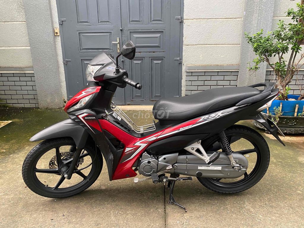 RSX fi mâm bstp 9 chủ kí bao zin ken. Mua bán Xe máy tại Quận Tân Bình Tp Hồ Chí Minh được đăng bởi CÁ NHÂN   9 CHỦ hình 2