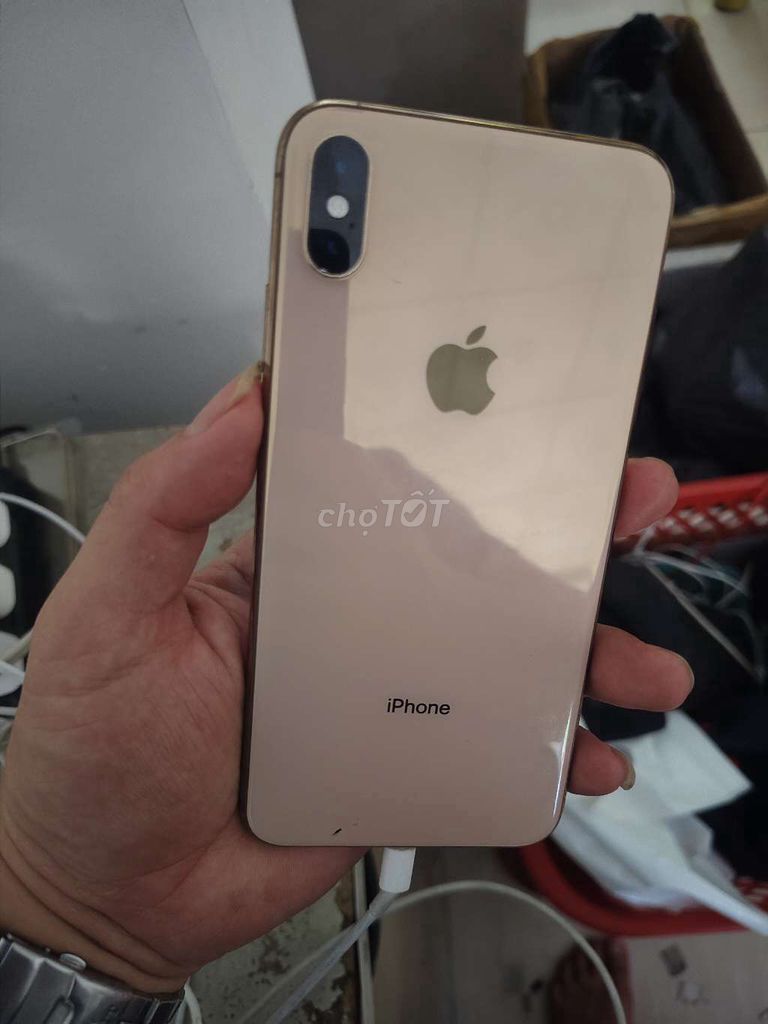 Apple iPhone Xs Max 64GB Vàng 100%. Mua bán Điện thoại tại Quận Cẩm Lệ Đà Nẵng được đăng bởi Nguyễn Đức Ngà hình 1