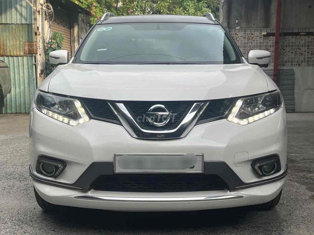 Nissan X trail 2017 2.5 SV 4WD Premium - 109000 km