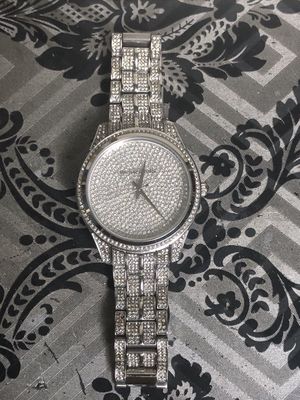 Đồng Hồ Michael Kors MK3717 new 95% giá mềm. Mua bán Đồng hồ tại Quận 8 Tp Hồ Chí Minh được đăng bởi Vinh Nguyễn Quang