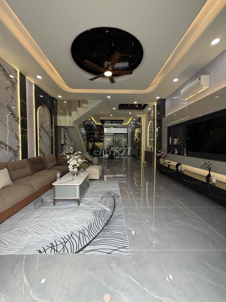 🔥 Giảm sốc! Nhà 4PN chỉ hơn 6 tỷ – 5.5x17m, vào ở ngay