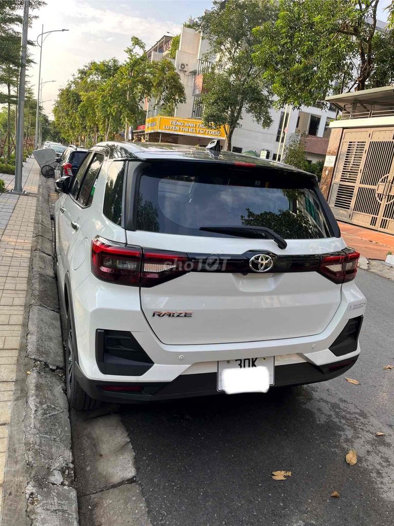 Toyota Raize 2024 - 6700 km - 1 chủ k xước 1 vết. Mua bán Ô tô tại Quận Hoàng Mai Hà Nội được đăng bởi Nguyễn Quang Long hình 2